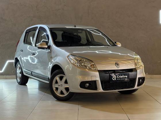 RENAULT SANDERO 1.6 EXPRESSION 8V FLEX 4P MANUAL RENAULT SANDERO 1.6 EXPRESSION 8V FLEX 4P MANUAL